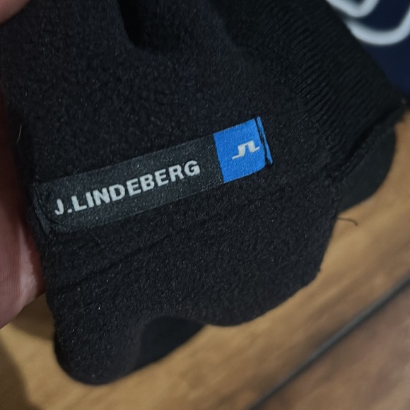 J Lindeberg Hats Toques X4 - Picture 4 of 4